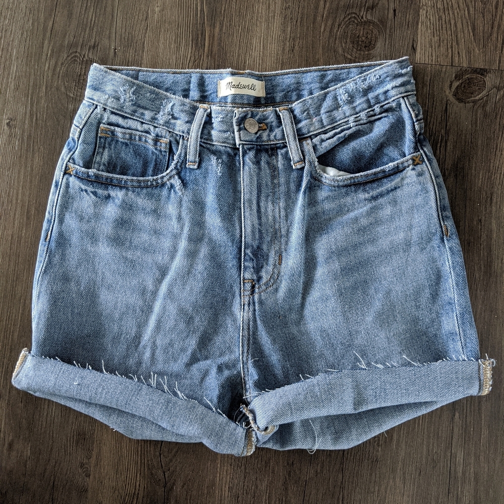 **NWOT** MADEWELL "MOM" SHORTS!